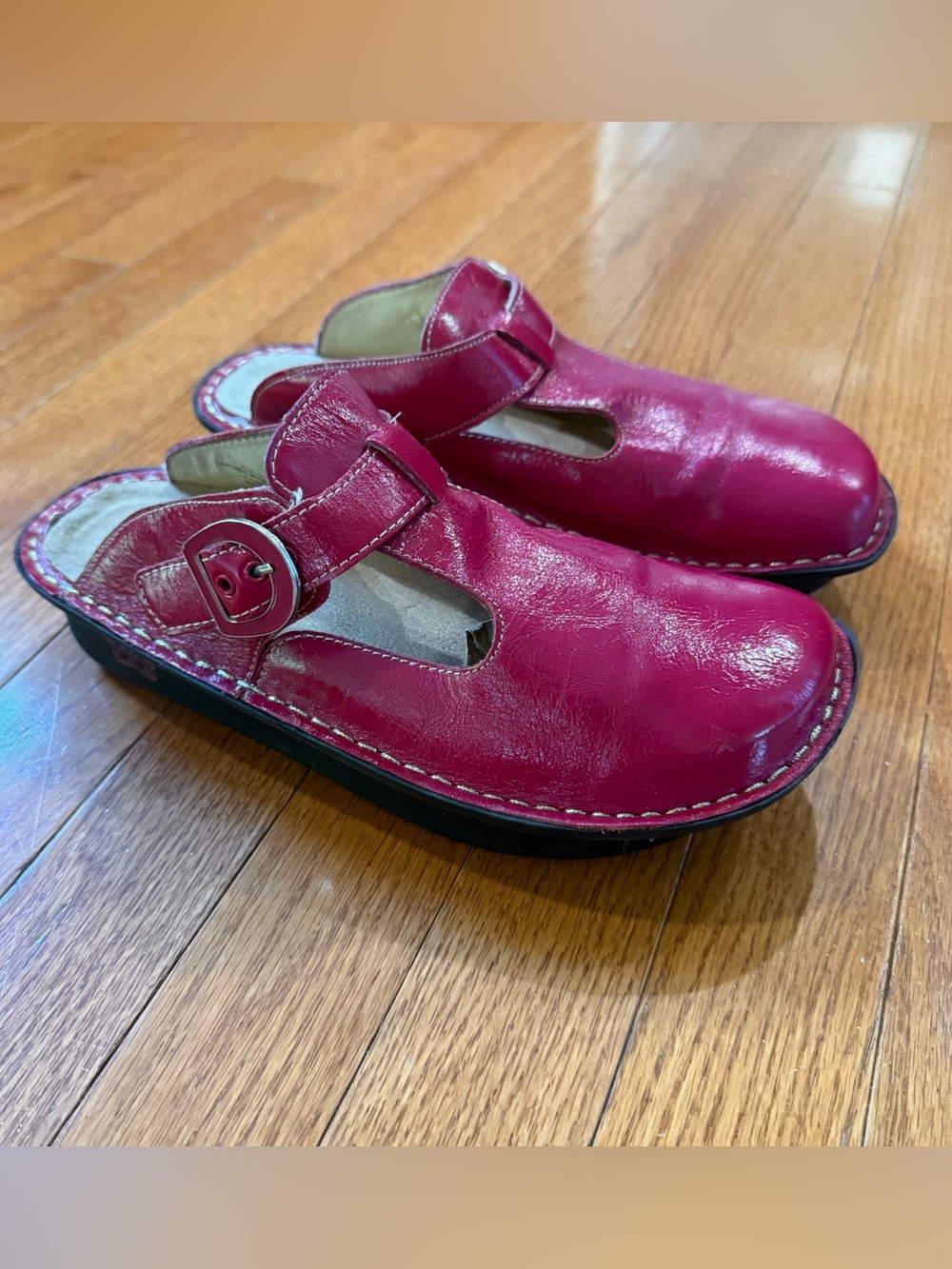 Alegria Womens 37 7-7.5 Patent Leather Mules Clogs ALG-115 Comfort Shoes Slip On